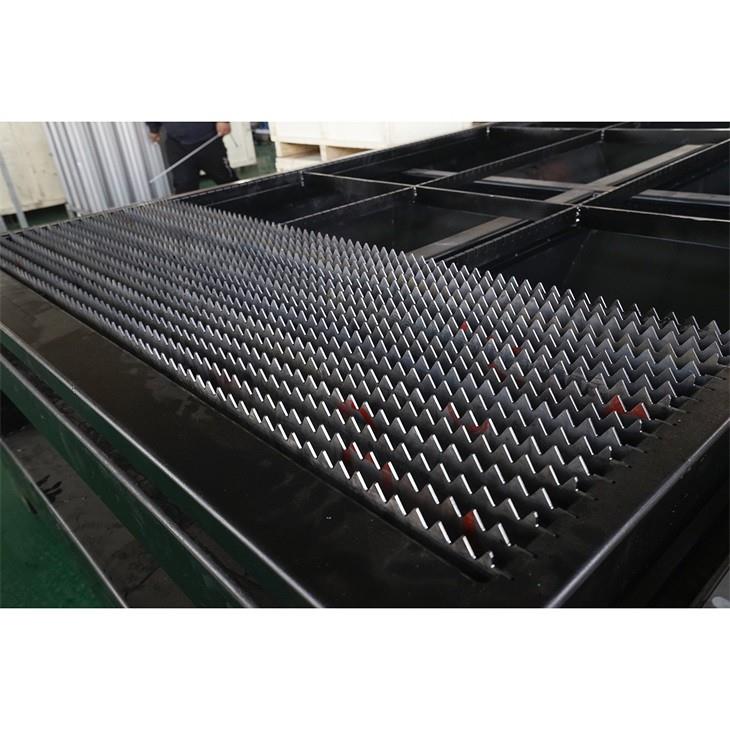 Cheap Raycus 3015 Laser Equipment For Stainless Steel Black Steel Cheap Raycus 3015 Laser Equipment For Stainless Steel Black Steel